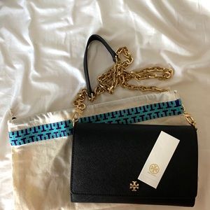 Tory Burch Robinson Wallet Chain